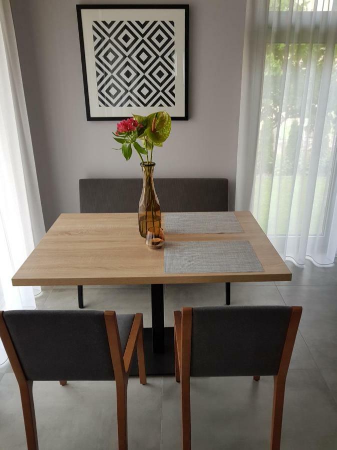 Villa Lipova Stegna Pokoje I Apartamenty Dedykowane Osobom Doroslym 외부 사진
